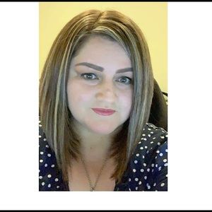 Meet your Posher, Denise